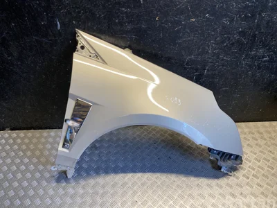 Cadillac SRX 2011 Wing right side - Image 1