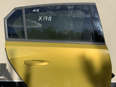 Opel Astra L Hatchback 2023 Porte Right Rear - Image 1