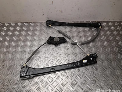 Škoda 3V0 837 461 A / 3V0837461A SUPERB III Estate (3V5) 2020 Lève-vitre Left Front - Image 1