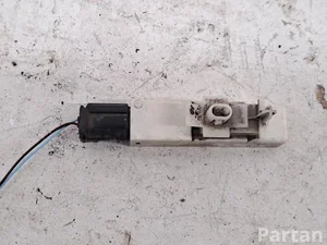 Mazda KD47676NXA CX-3 (DK) 2018 Aerial Booster