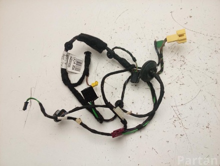 MERCEDES-BENZ A 204 440 03 05 / A2044400305 C-CLASS (W204) 2008 Harness for interior