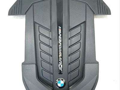 BMW 7566413, 52794510 7 (G11, G12) 2018 Couvert de moteur - Image 1