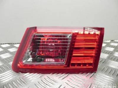 Honda STANLEY, P7479R, P7482, E4 12711 / STANLEY, P7479R, P7482, E412711 ACCORD VIII (CU) 2010 Feu arrière - Image 1