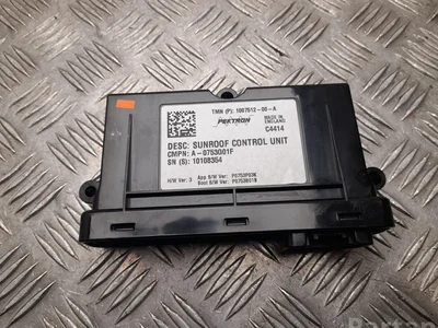 Tesla 1007512-00-A / 100751200A MODEL S 2015 Unité de commande pour le contrôle du trappe de toit électrique - Image 1