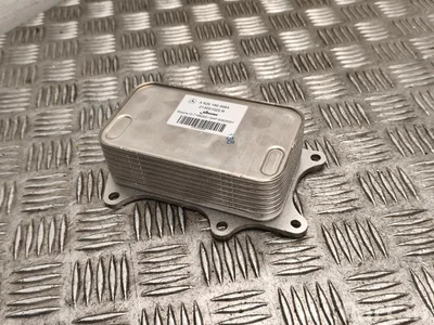 Mercedes-Benz A6261800065 C-CLASS (W205) 2020 Refroidisseur d'huile - Image 1