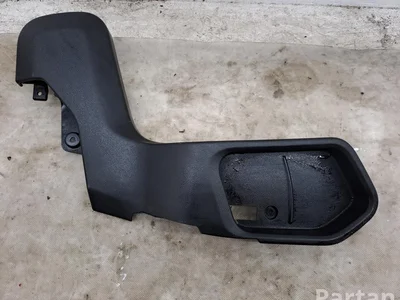 Hyundai X89020N7000 Tucson (NX4) 2022 Autres pièces de siège right side - Image 1