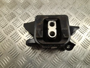 Kia 21830-J3000 / 21830J3000 CEE'D (CD) 2018 Support moteur