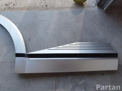 Hyundai 87732-GI100 / 87732GI100 Ioniq 5 NE 2021 Door Sill Trim Right Rear - Image 1