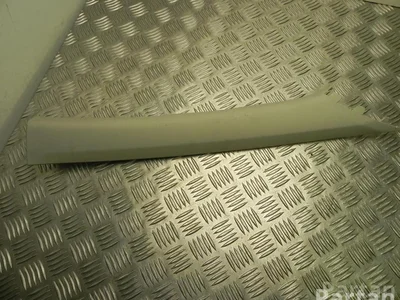 Dacia 769113773R DUSTER 2018 Tapisserie voiture right side - Image 1