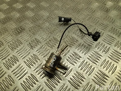 Land Rover M8D2-189E3-CB / M8D2189E3CB Range Rover Evoque II L551 2023 Injector - Image 1