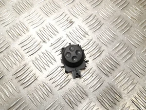 Mercedes-Benz A1679058001 CLA X118 (shooting brake) 2020 Interrupteur de réglage du siège Left Front