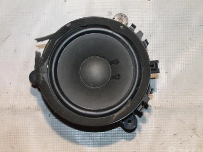 Volvo 30657445 XC60 2012 Loudspeaker Left Front - Image 1