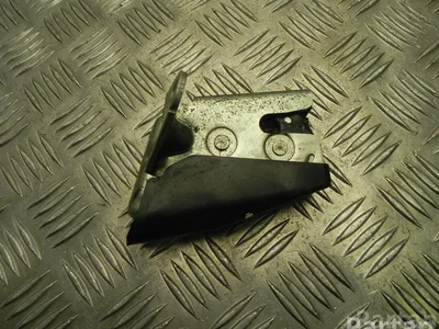 Nissan GD NV200 Box Body / Estate 2012 Verrouiller l'attaquant - Image 1