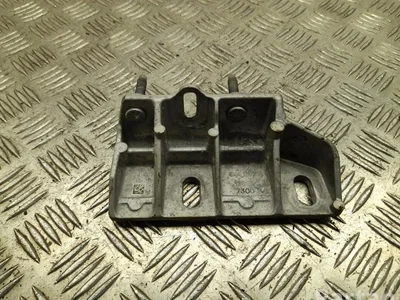 Mercedes-Benz A2973307300 EQE V295 2023 Support moteur - Image 1