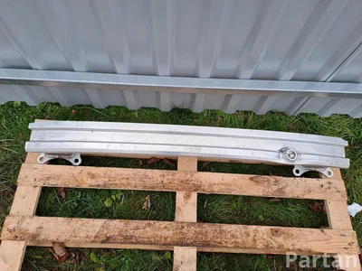 Ford Focus IV (HN) 2021 renforcement parachoques - Image 1