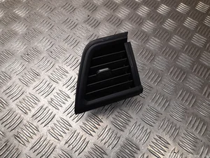 Nissan 687508261R Primastar III (X82) 2022 Évent Central