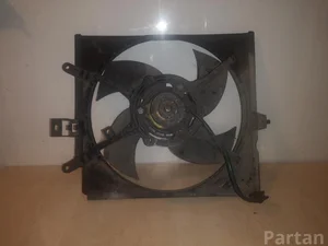 Volvo 8240174 V40 Estate (VW) 1998 Ventilateur de radiateur