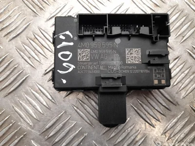 Audi 4M0 959 595 N / 4M0959595N Q8 e-tron 2023 Unité de commande pour porte Left Front - Image 1