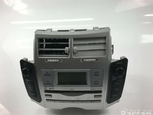Toyota 86120-0D210 / 861200D210 YARIS (_P9_) 2011 Radio / lecteur CD