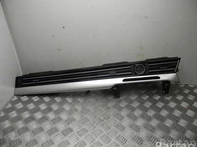 Volkswagen 3G2 857 083 / 3G2857083 PASSAT (3G2) 2016 Trim - Image 1