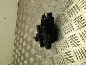 Ford USA LJ93-8C605-BC / LJ938C605BC Mustang Mach-E 2022 Pompe à eau supplémentaire