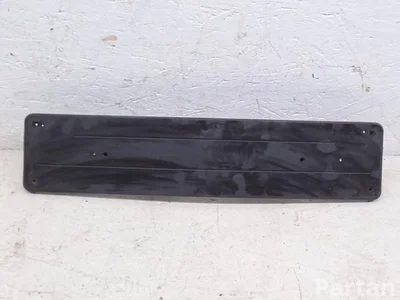 Mercedes-Benz A2058170178 C-CLASS (W205) 2015 Щиток номерного знака / кронштейн - Изображение 1