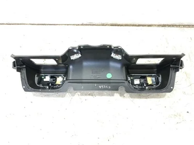 Maserati 081571500 GRAN TURISMO 2011 Zagłówek - Zdjęcie 1