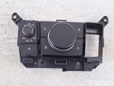 Mazda BJGK66CM0 CX-30 DM 2025 Multimedia interface box with control unit - Image 1