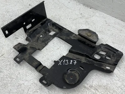 Citroën 9806487180 C4 CACTUS 2019 Bac à batterie - Image 1