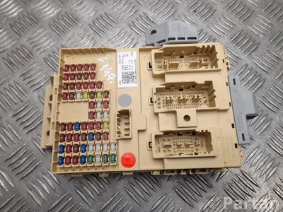 Hyundai 91960-DF110 / 91960DF110 Kona II 2023 Skrzynka bezpieczników - Zdjęcie 1