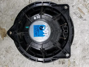 BMW 6945411    65136945411 / 694541165136945411 3 Convertible (E93) 2013 Haut-parleur