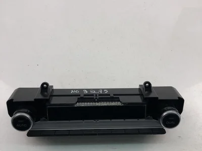 Toyota 55900-0DN00 / 559000DN00 YARIS (_P13_) 2020 Contrôle automatique de la climatisation - Image 1