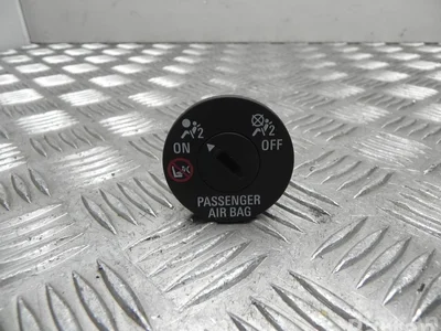 Opel 13524006 ASTRA K 2019 Airbag Lock - Image 1