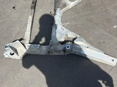 Alfa Romeo 50546196 GIULIA (952_) 2017 traverser - Image 1