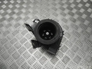 Toyota G9230-47050 / G923047050 C-HR (_X1_) 2022 Ventilateur / Souffleur