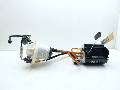 Jaguar EX53-9A309-BA, A2C53101738, A2C80438800, A2C53321624 / EX539A309BA, A2C53101738, A2C80438800, A2C53321624 F-TYPE Convertible (X152) 2015 Fuel Pump - Image 1