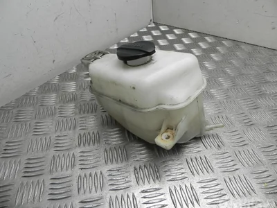 Kia 25430-2W000 / 254302W000 SORENTO II (XM) 2014 Vase d'expansion du liquide de refroidissement - Image 1