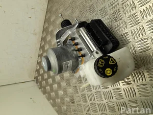 BMW 5B77C20 5 G60 2025 Unité de commande hydraulique ABS