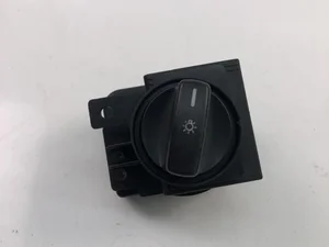 Mercedes-Benz 1695451004 A-CLASS (W169) 2010 Interrupteur de lumière