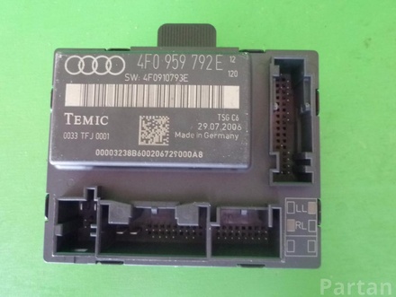 AUDI 4F0 959 792 E, 4F0 910 793 E / 4F0959792E, 4F0910793E A6 (4F2, C6) 2006 Control unit for door