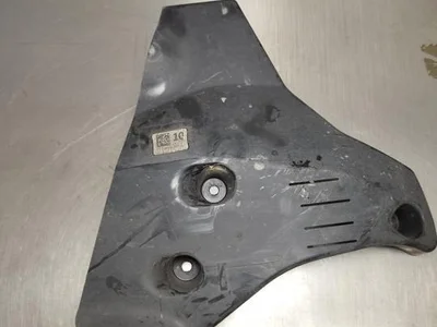 Gebrauchtes Original BMW 8852407, 156772 1 (F70) 2025 Unterfahrschutz linke Seite Hinteres Fahrwerk - Bild 1