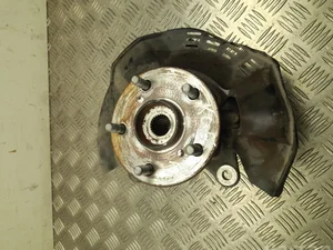 Toyota 22AA Yaris Cross XP210 2022 Logement de roulement de roue Left Front