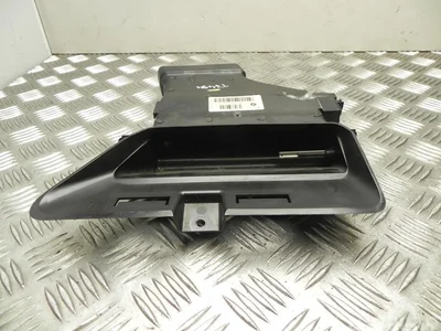 BMW 9217987 7 (F01, F02, F03, F04) 2014 Évent - Image 1