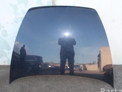 Volvo C70 II Convertible 2008 Capot moteur - Image 1