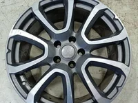 Maserati 670044699 LEVANTE 2017 Alufelgen R19 ET44 EJ 8.5 5x114.3