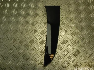 Mercedes-Benz A 205 790 10 00 / A2057901000 C-CLASS (W205) 2016 Garniture /moulage