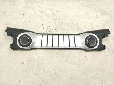 Porsche 981.551.433, 981.551.383 / 981551433, 981551383 CAYMAN (981) 2014 Couvert de moteur - Image 1