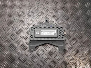 Tesla 1527973-00-C / 152797300C Model Y 2022 Unité radio