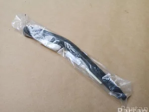 Toyota 8524102020 COROLLA Saloon (_E15_) 2010 Bras d'essuie-glace