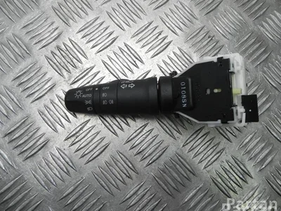 Nissan 0108SN X-TRAIL (T31) 2011 Levier /interrupteur de lumière courte longue - Image 1